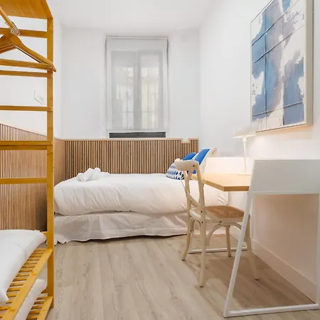 New Modern - Quiet Street - Setas De Apartment